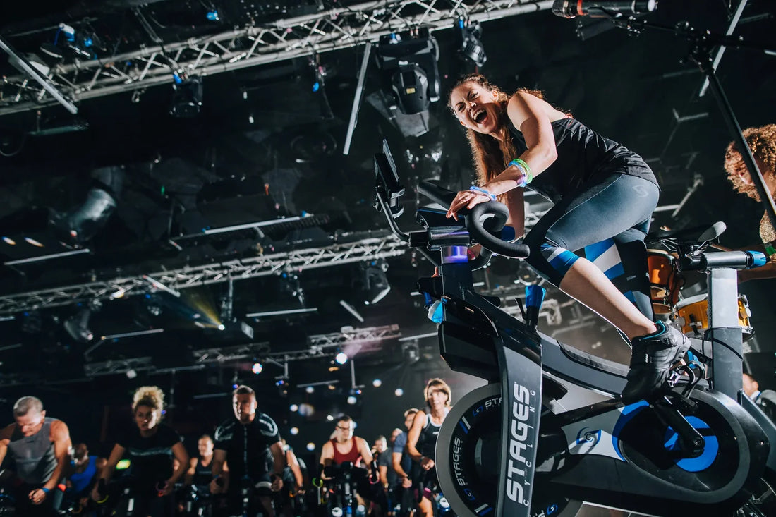 Estudio de indoor cycling equipado