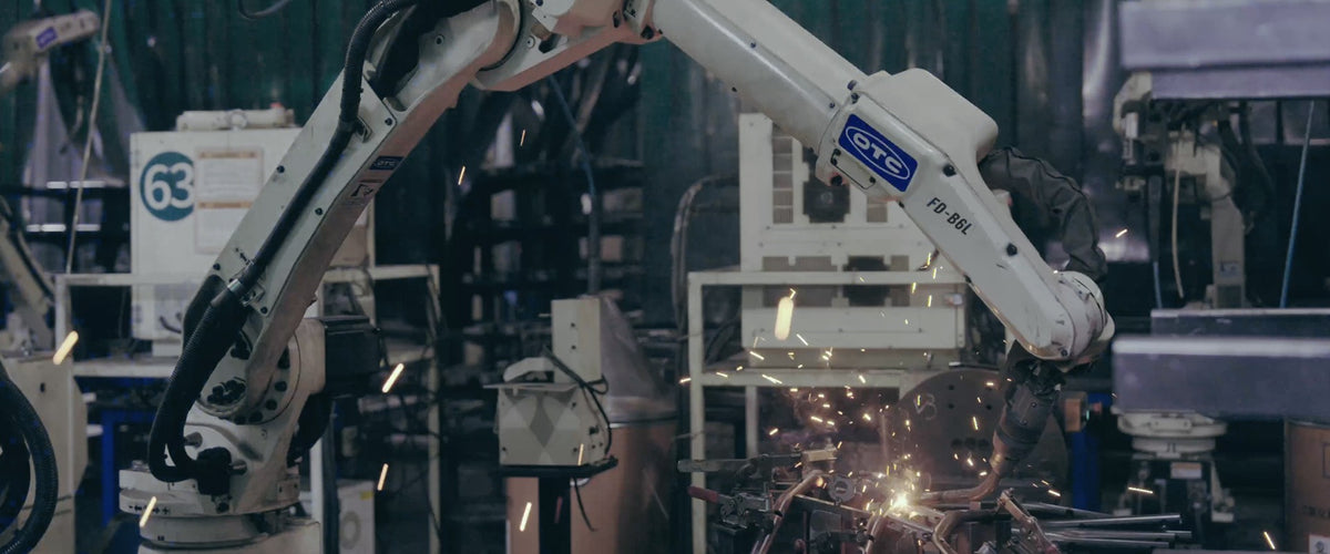 Proceso de soldadura robotizada en la manufactura SHUA